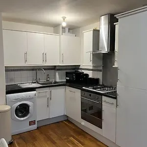 Apartamento New Build 2 Bed Flat,, Londres